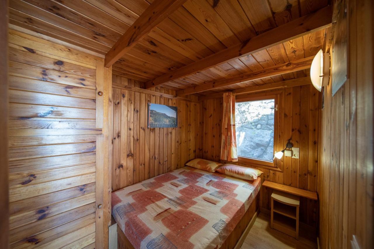 Camping Bungalow Serra De Prades Resort Vilanova de Prades Εξωτερικό φωτογραφία