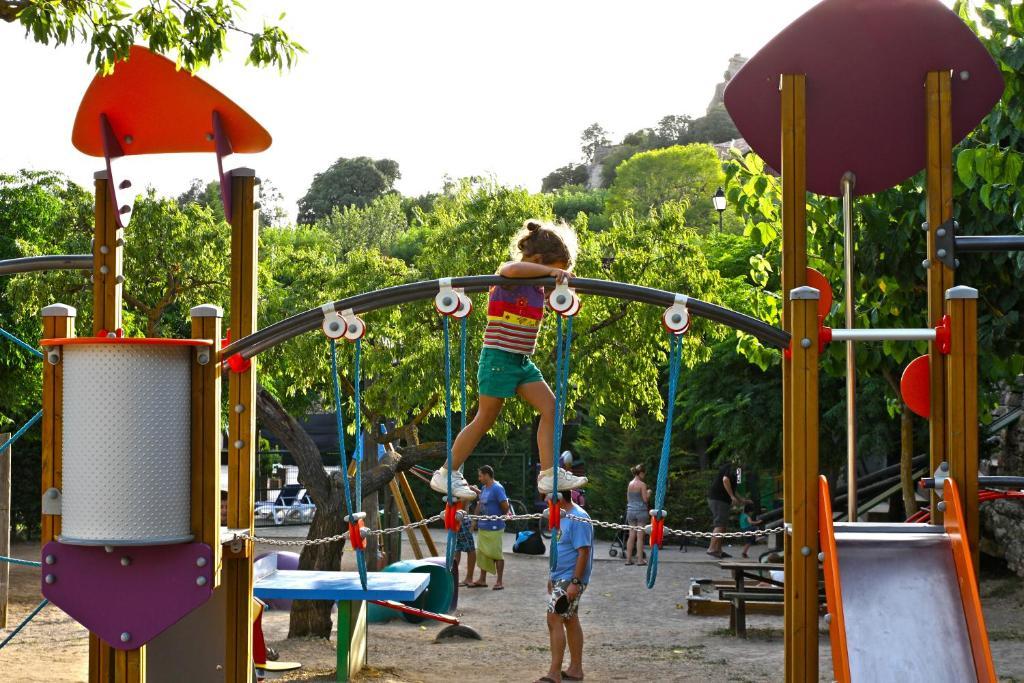 Camping Bungalow Serra De Prades Resort Vilanova de Prades Εξωτερικό φωτογραφία