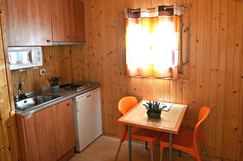 Camping Bungalow Serra De Prades Resort Vilanova de Prades Εξωτερικό φωτογραφία