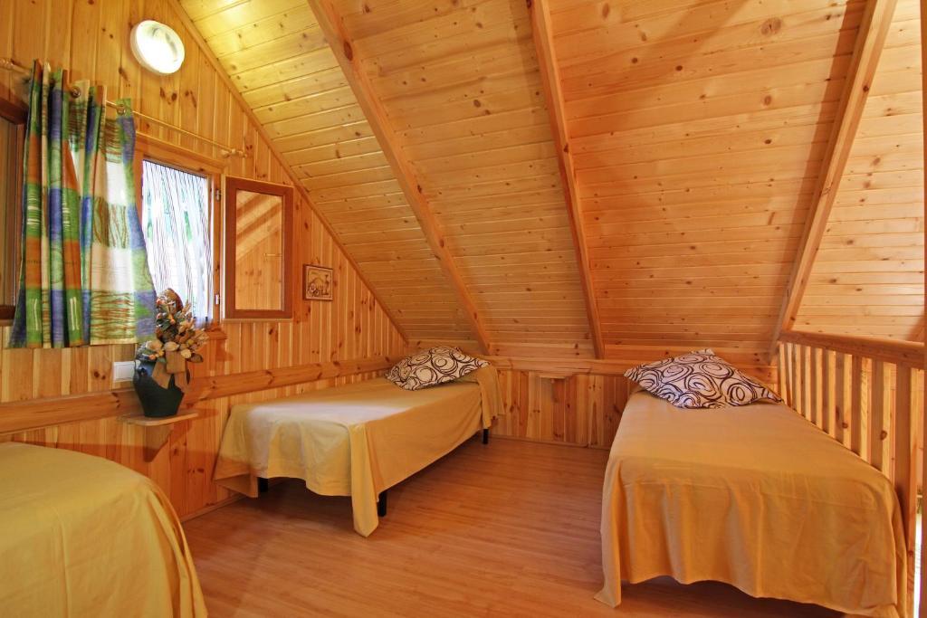 Camping Bungalow Serra De Prades Resort Vilanova de Prades Εξωτερικό φωτογραφία