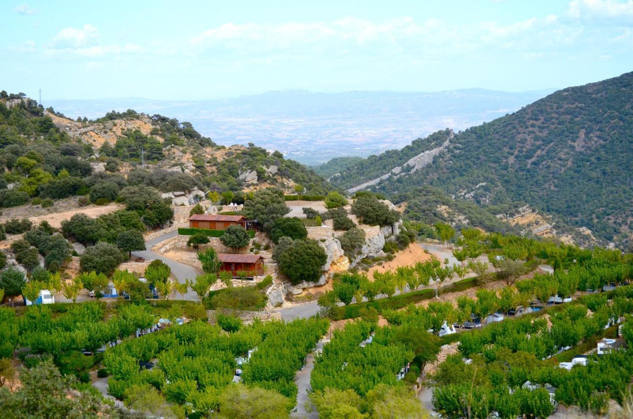 Camping Bungalow Serra De Prades Resort Vilanova de Prades Εξωτερικό φωτογραφία